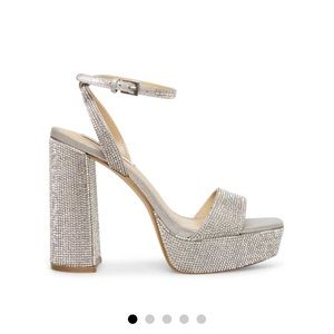 STEVE MADDEN LESSA-R SANDALS